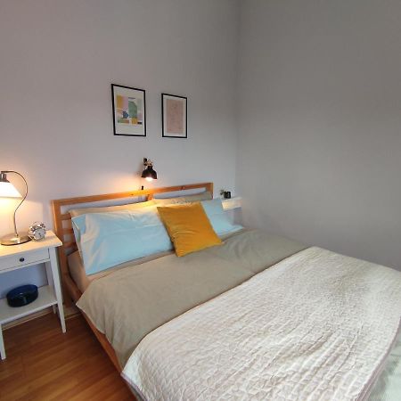 Apartment For Two 200M From The Beach Πούλα Εξωτερικό φωτογραφία