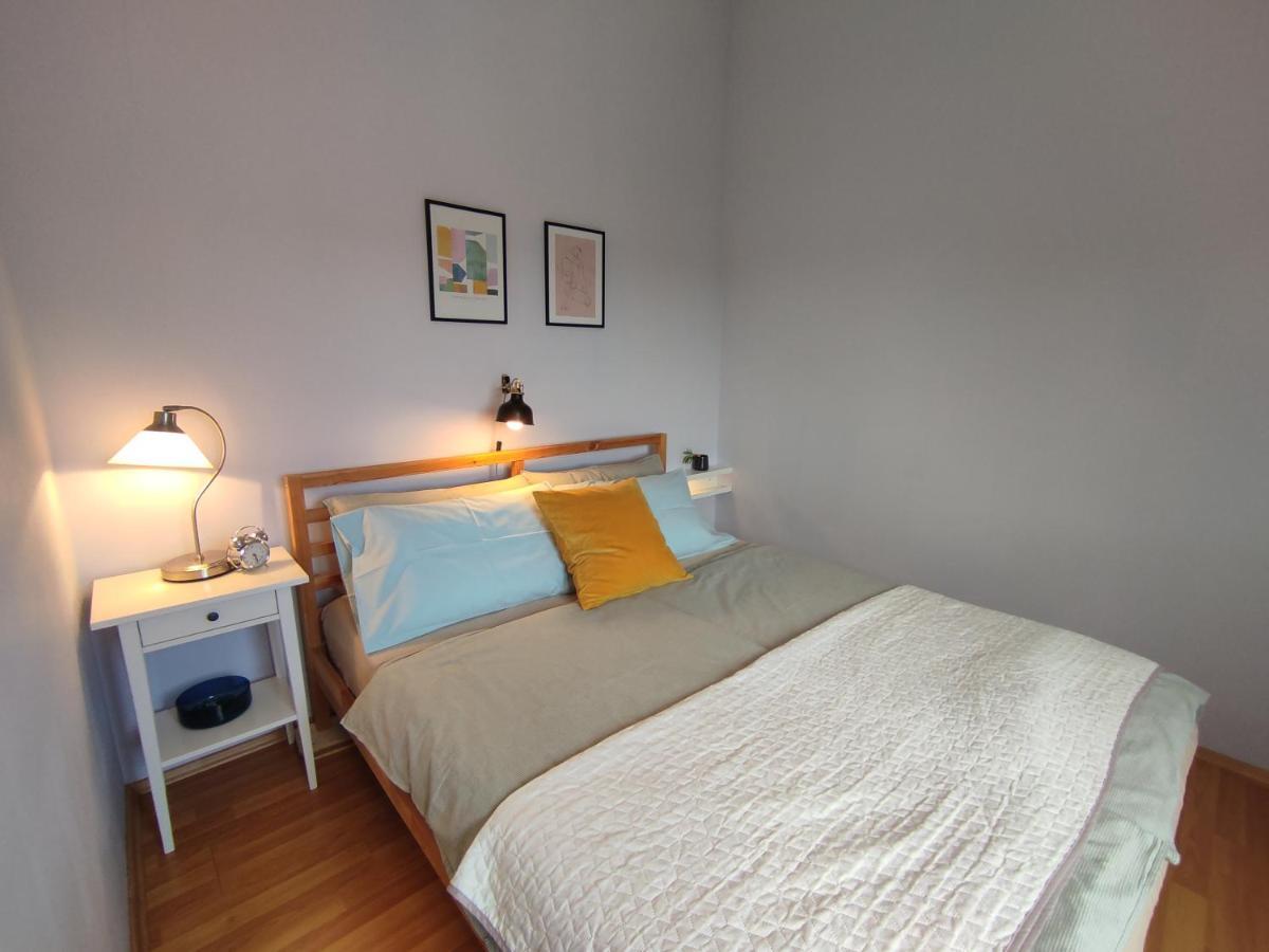 Apartment For Two 200M From The Beach Πούλα Εξωτερικό φωτογραφία
