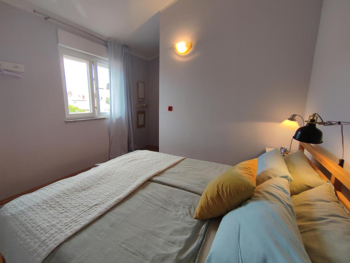 Apartment For Two 200M From The Beach Πούλα Εξωτερικό φωτογραφία